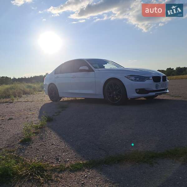Седан BMW 3 Series 2013 в Светловодске