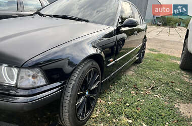 Седан BMW 3 Series 1995 в Одессе