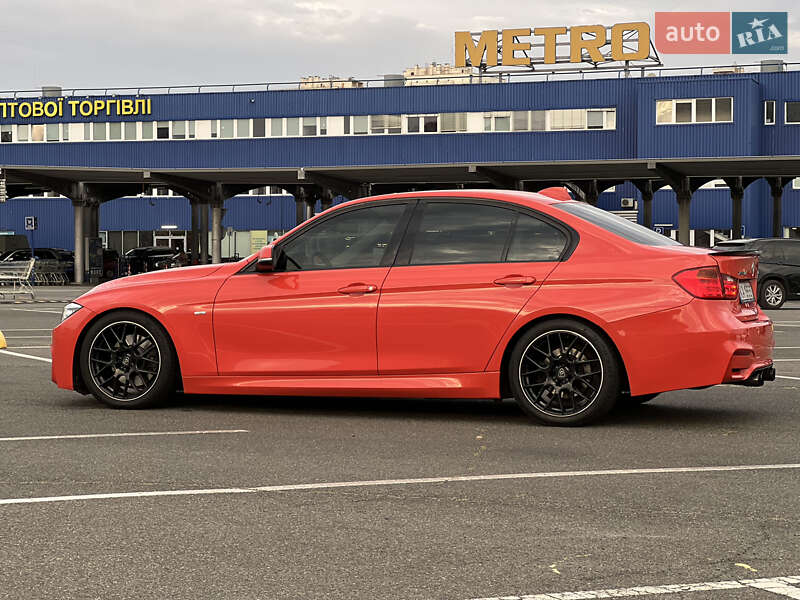 Седан BMW 3 Series 2013 в Киеве