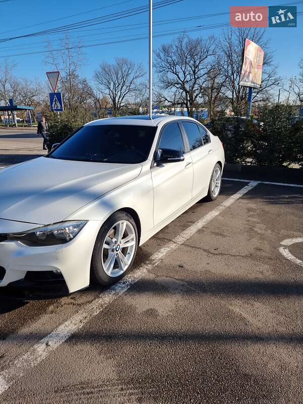Седан BMW 3 Series 2016 в Кропивницькому фото 4 Седан BMW 3 Series 2016 в Кропивницькому