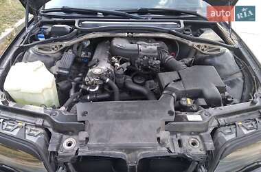 Седан BMW 3 Series 2000 в Львове