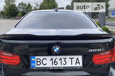 Седан BMW 3 Series 2014 в Львове