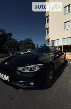 Седан BMW 3 Series 2017 в Киеве