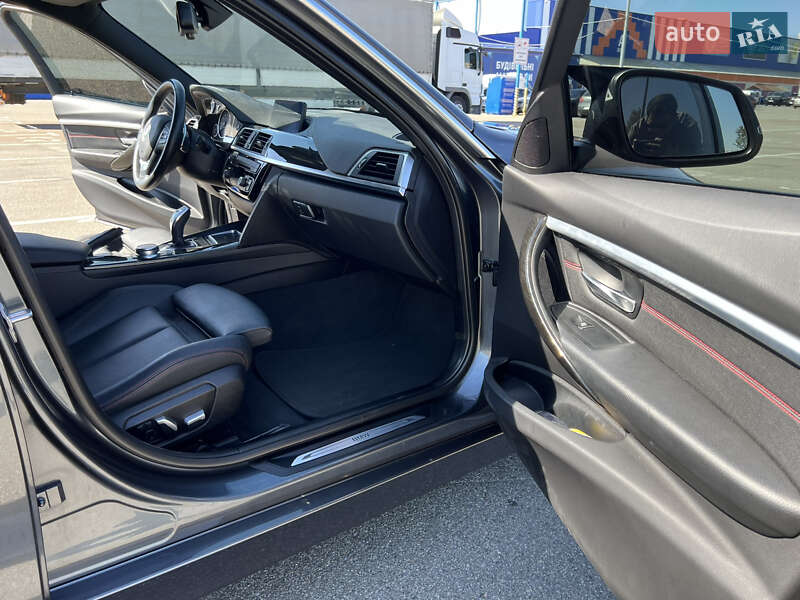 Седан BMW 3 Series 2018 в Києві фото 9 Седан BMW 3 Series 2018 в Києві