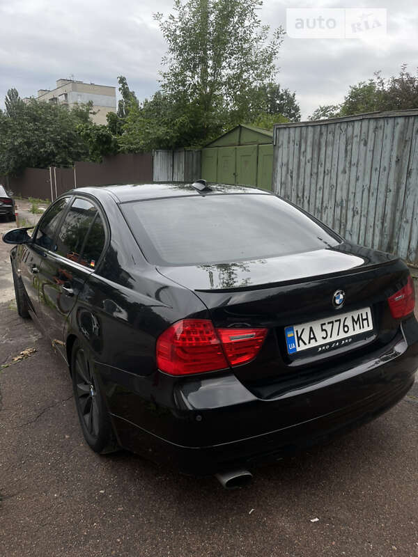 Седан BMW 3 Series 2007 в Києві