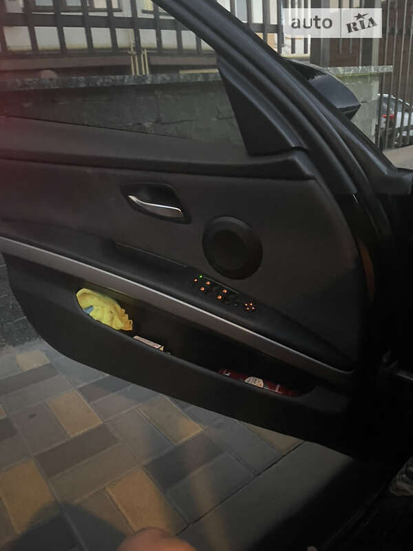 Седан BMW 3 Series 2007 в Києві