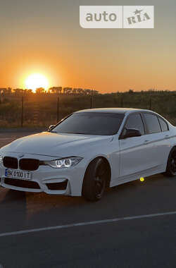 Седан BMW 3 Series 2013 в Ровно