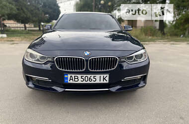 Седан BMW 3 Series 2012 в Крижополі