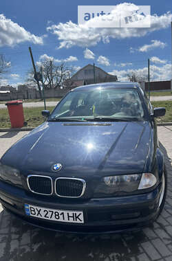 Седан BMW 3 Series 2000 в Городку