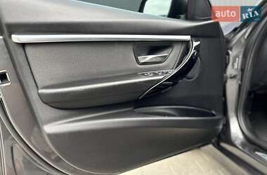 Седан BMW 3 Series 2017 в 