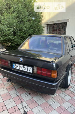 Седан BMW 3 Series 1985 в Одессе