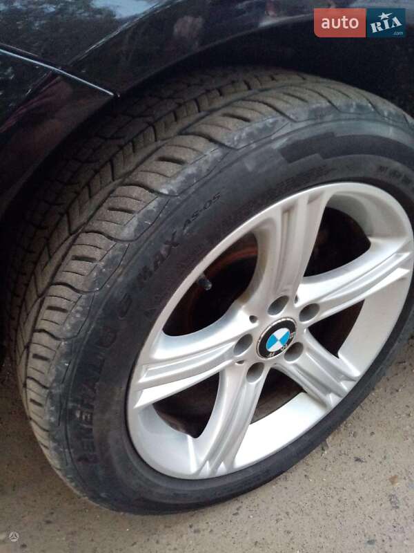Седан BMW 3 Series 2013 в Старому Самборі