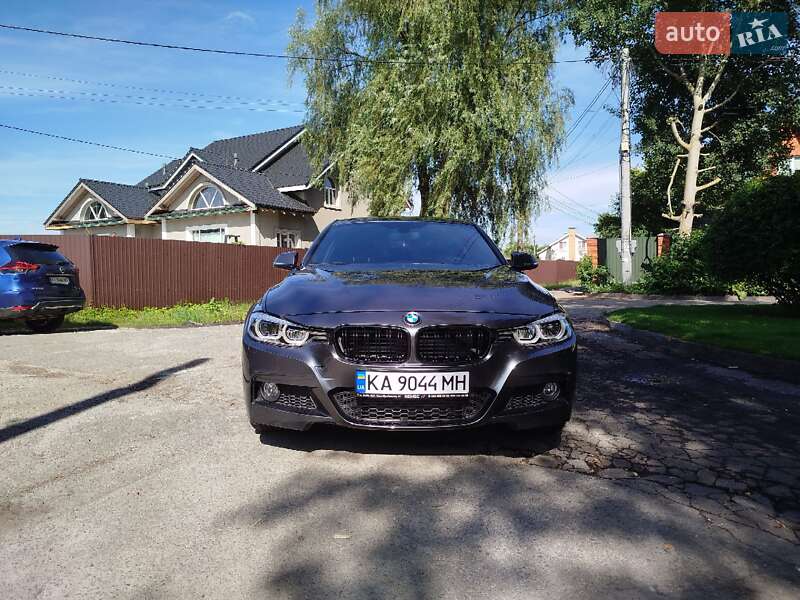 Седан BMW 3 Series 2016 в Киеве