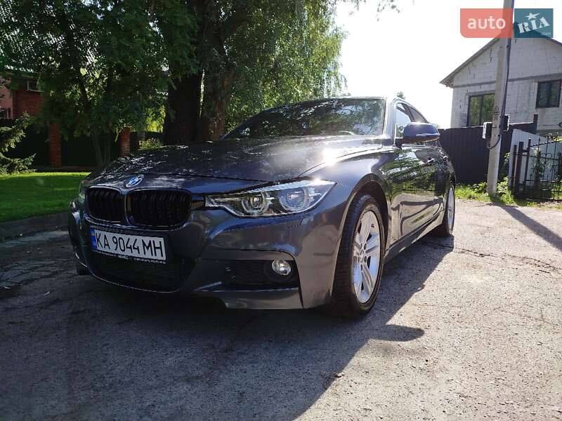 Седан BMW 3 Series 2016 в Киеве