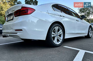 Седан BMW 3 Series 2017 в Киеве