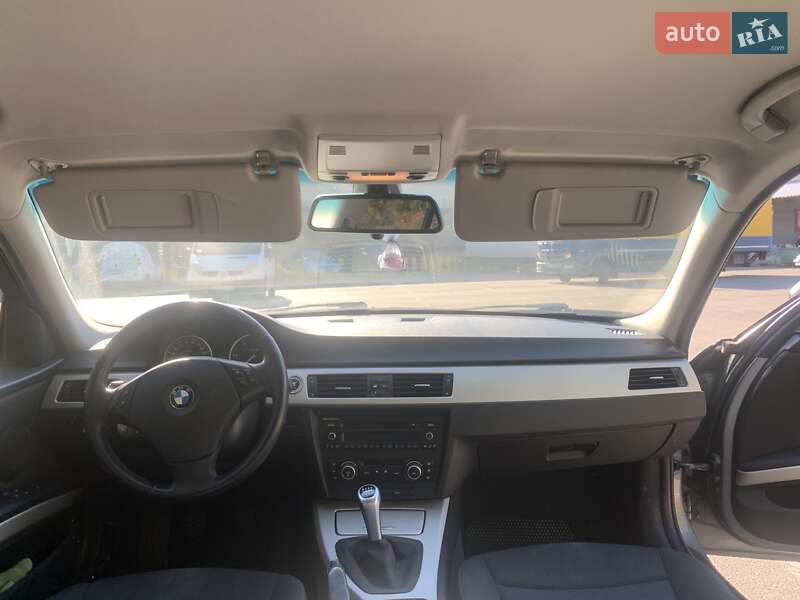 Универсал BMW 3 Series 2010 в Днепре