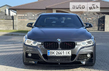 Седан BMW 3 Series 2015 в Ровно