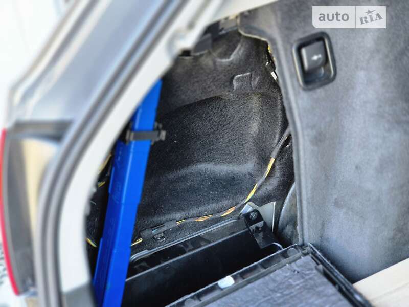 Універсал BMW 3 Series 2009 в Харкові