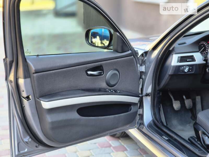 Універсал BMW 3 Series 2009 в Харкові