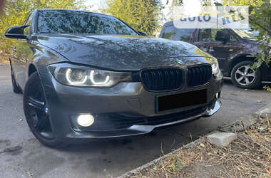 Седан BMW 3 Series 2013 в Новомосковске