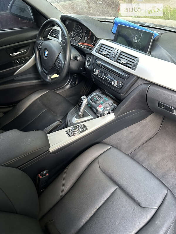 Седан BMW 3 Series 2013 в Одесі