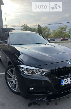 Седан BMW 3 Series 2016 в Киеве