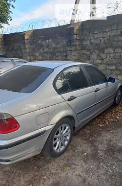 Седан BMW 3 Series 1999 в Чернівцях