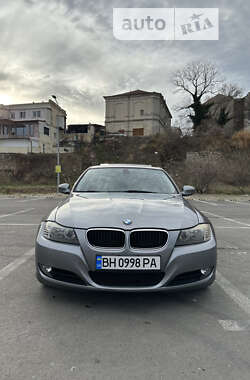 Седан BMW 3 Series 2010 в Одессе