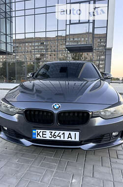 Седан BMW 3 Series 2014 в Дніпрі