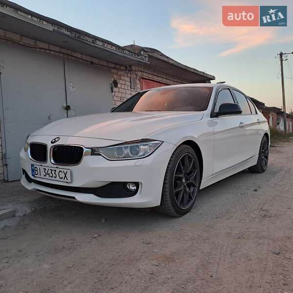 Седан BMW 3 Series 2013 в Светловодске