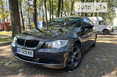 Седан BMW 3 Series 2005 в Виннице