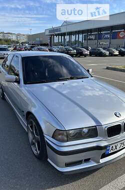 Седан BMW 3 Series 1996 в Борисполі