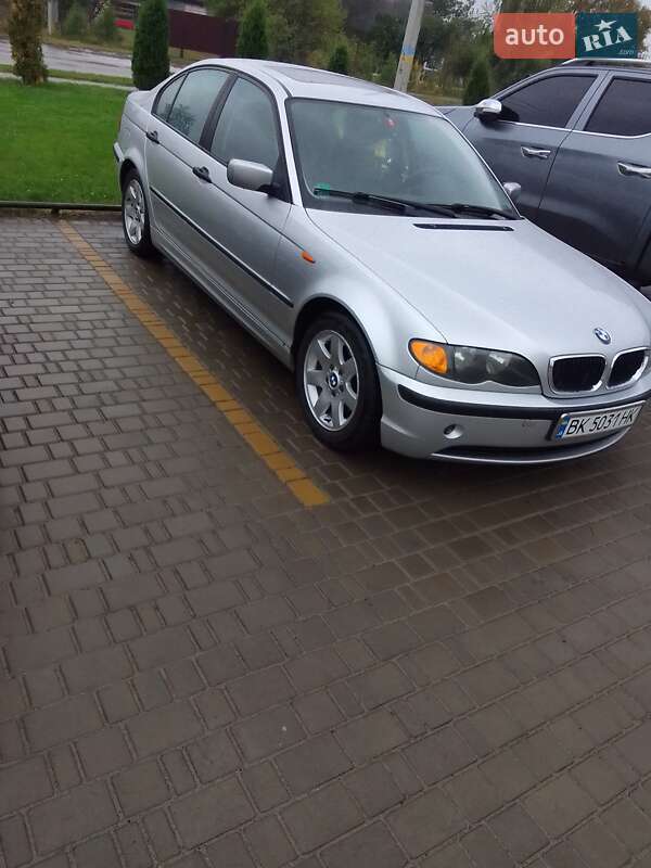 Седан BMW 3 Series 2002 в Заречном фото 4 Седан BMW 3 Series 2002 в Заречном