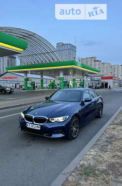 Седан BMW 3 Series 2022 в Киеве