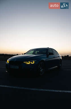 Седан BMW 3 Series 2014 в  фото 22 Седан BMW 3 Series 2014 в