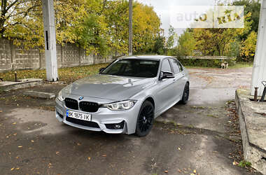 Седан BMW 3 Series 2014 в Остроге