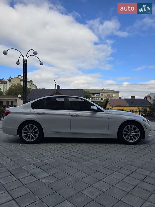 Седан BMW 3 Series 2015 в Ивано-Франковске