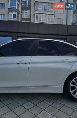 Седан BMW 3 Series 2015 в Ивано-Франковске