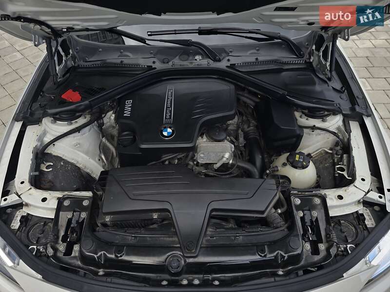 Седан BMW 3 Series 2015 в Ивано-Франковске
