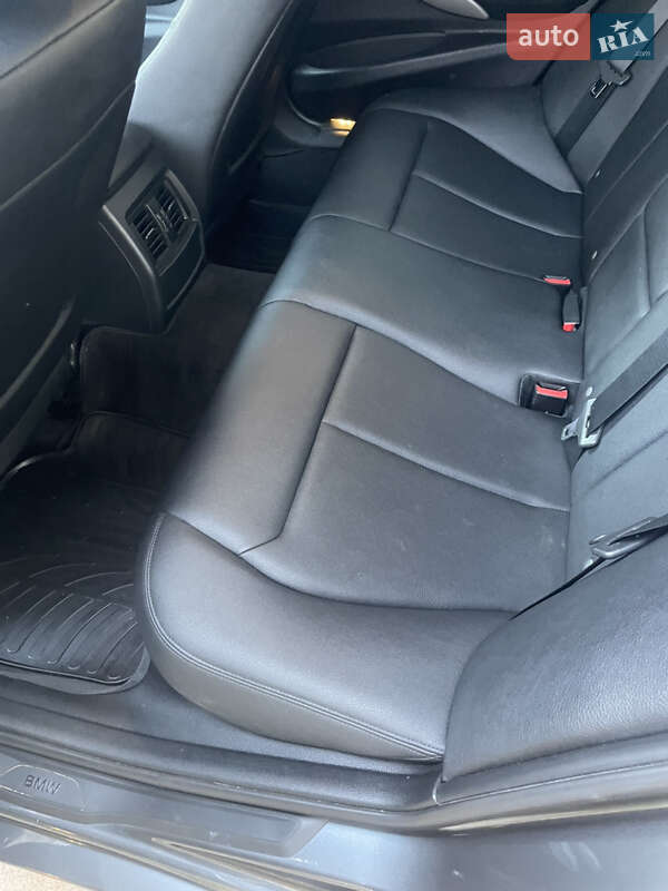 Седан BMW 3 Series 2013 в Первомайську