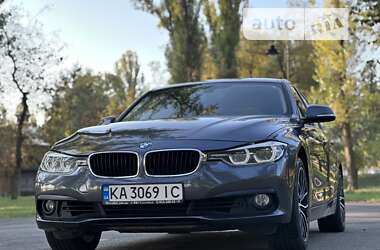 Седан BMW 3 Series 2015 в Києві