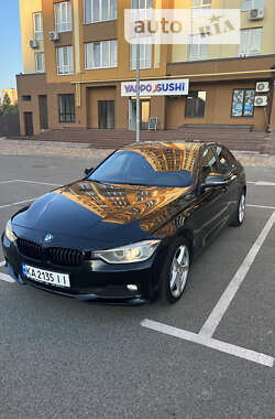 Седан BMW 3 Series 2013 в Вишневому