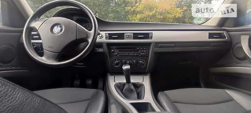 Универсал BMW 3 Series 2006 в Николаеве