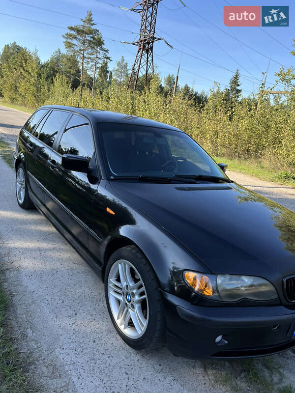 Универсал BMW 3 Series 2005 в Вараше