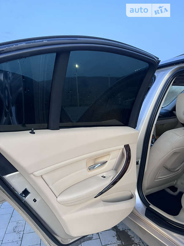 Седан BMW 3 Series 2013 в Виноградове