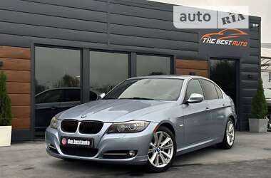 Седан BMW 3 Series 2009 в Ровно