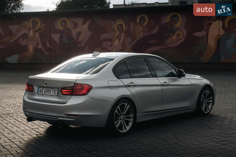Седан BMW 3 Series 2014 в Днепре