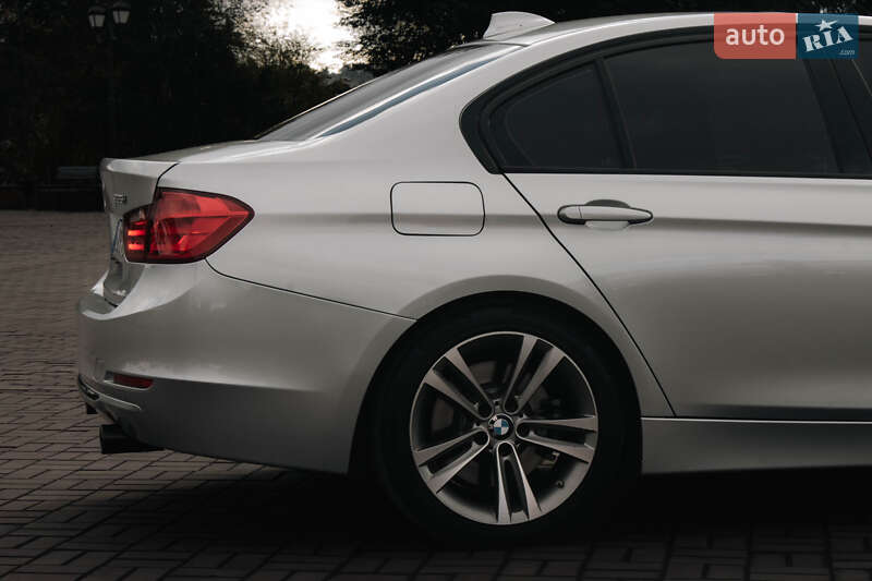 Седан BMW 3 Series 2014 в Днепре
