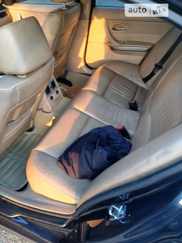 Седан BMW 3 Series 2005 в Одесі