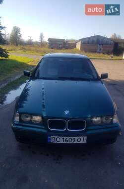 Седан BMW 3 Series 1995 в Трускавце